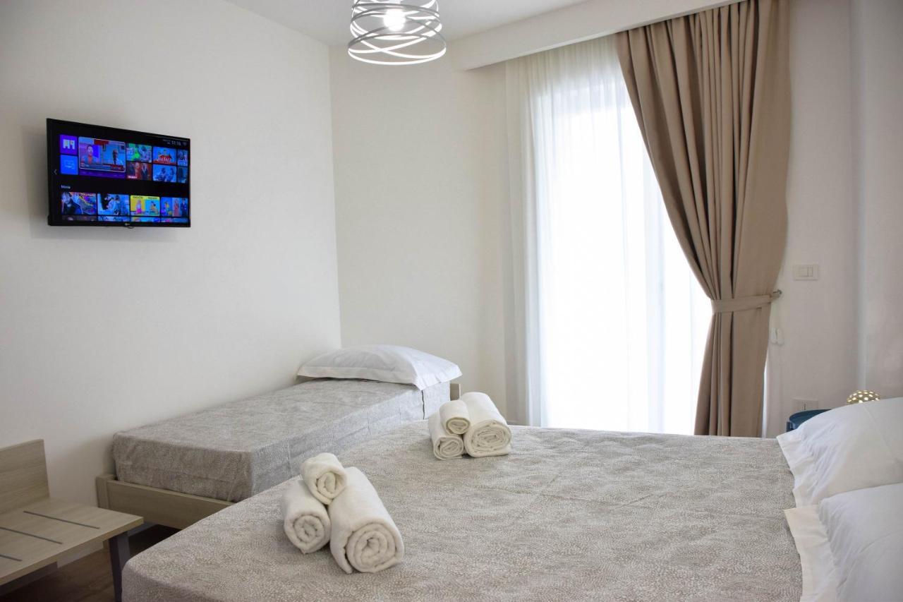 Accomodati B&B Marina di Gioiosa Ionica Extérieur photo